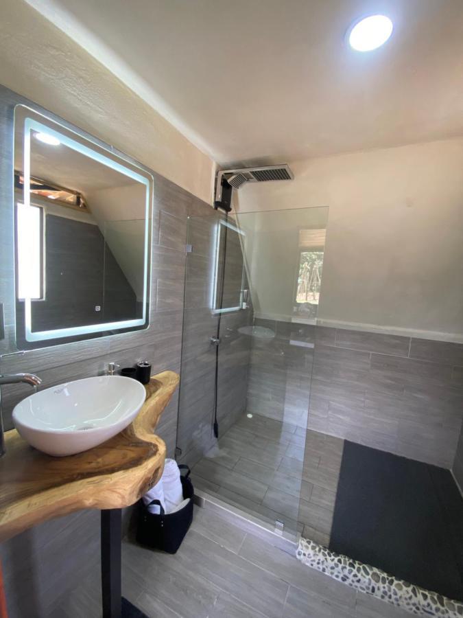 Myra Chalets ビハグア エクステリア 写真